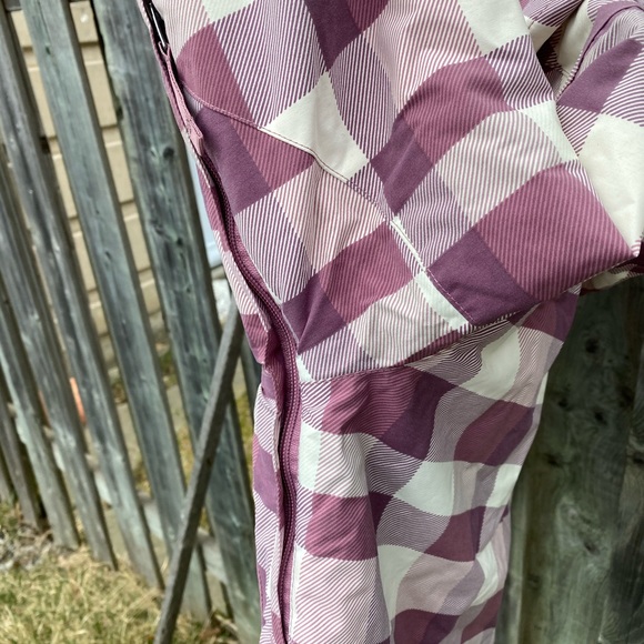 Burton ski/snow jacket - Picture 4 of 8